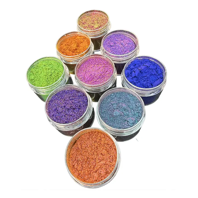 Pigments caméléon opaques à haute teneur en chrome pour un fard à paupières intense
